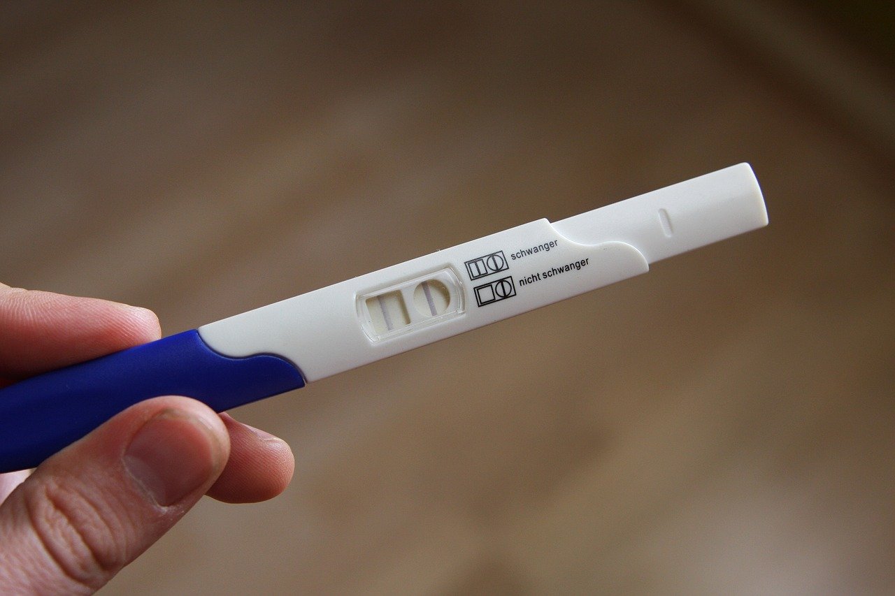 妊娠検査薬が薄くなる 陽性反応が薄くなった理由とは Uniko Life